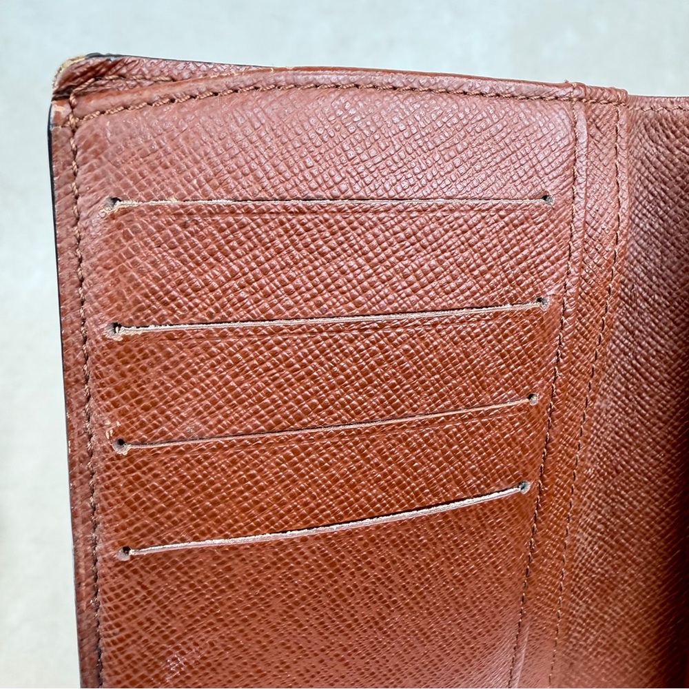 Louis Vuitton Monogram Kisslock Wallet Vintage Coin Purse - Picture 14 of 16